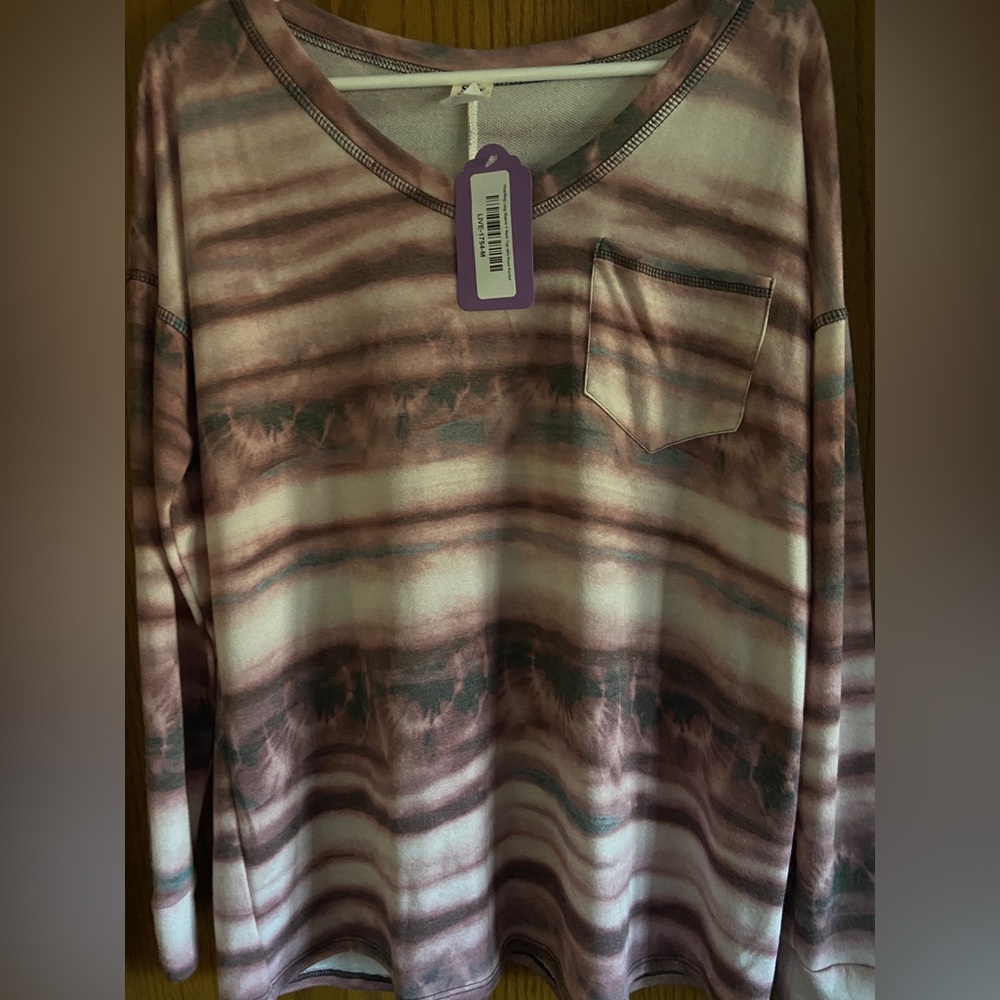 Sew In Love long sleeve front pocket top Medium